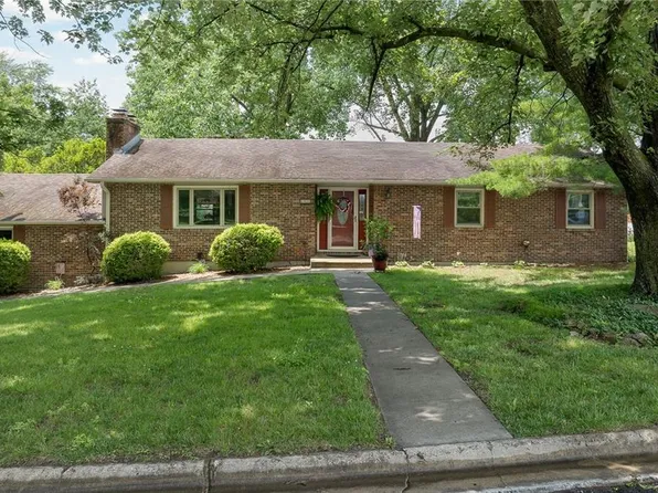 1420 Dowell Dr, Chillicothe, MO 64601