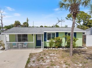 324 E Green St, Englewood, FL 34223