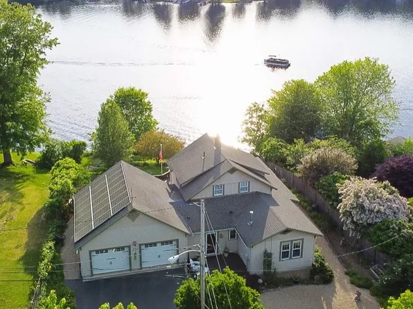 38 Warepoint Rd, West Brookfield, MA 01585