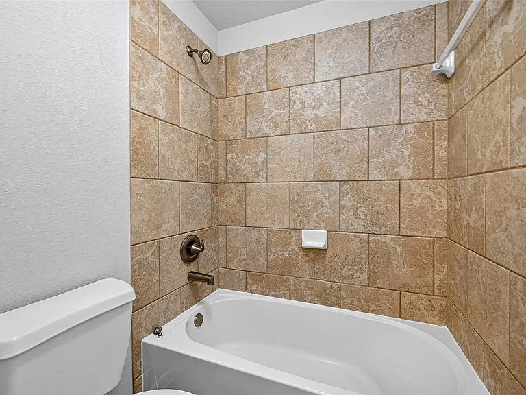 50 Vershire Cir — Photo 14