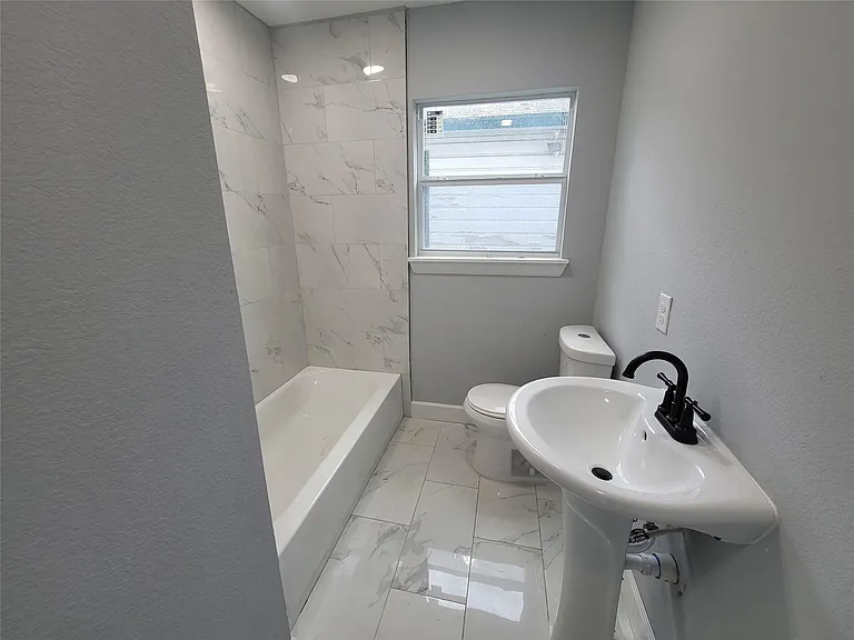 4859 Bellnole Dr — Photo 15