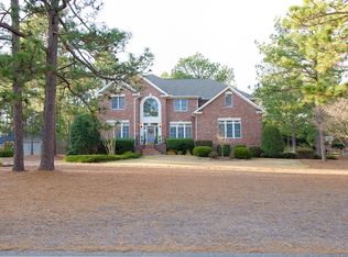 165 Woodland Dr, Pinehurst, NC 28374