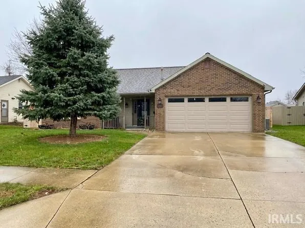 2016 Stony Hurst Bnd, Huntington, IN 46750