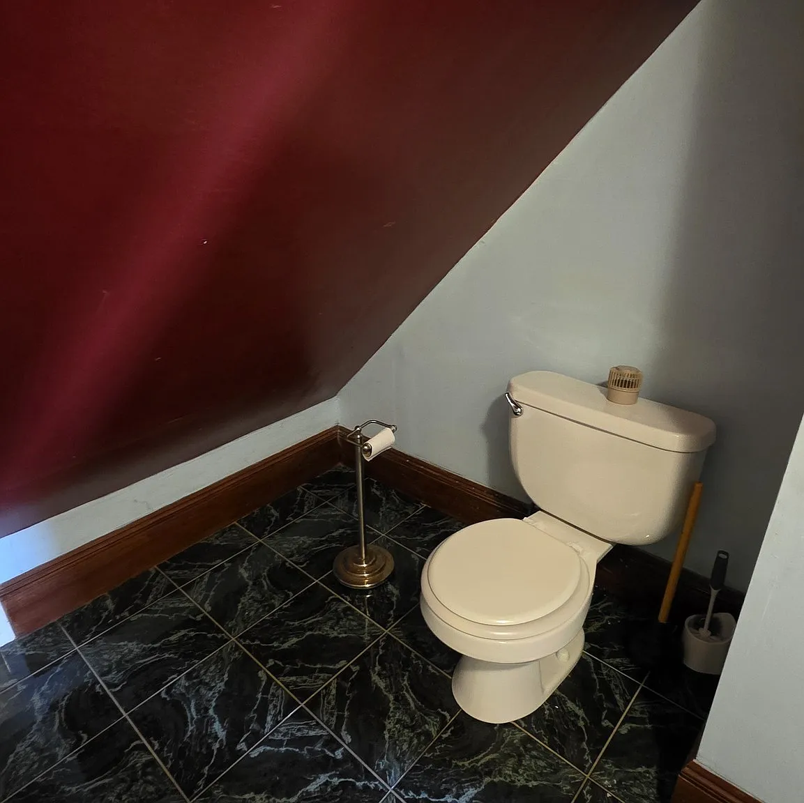 Studio, 1.0 bath, 300 sqft, $1,050 — Photo 3