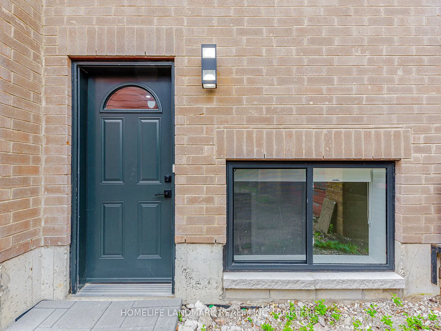 2 bed, $1,800 — Photo 2