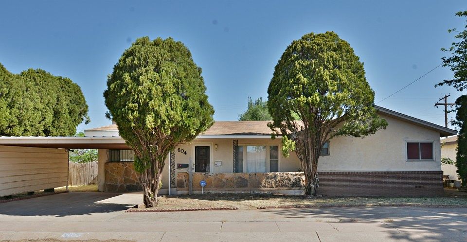 1st image of 604 Sandia Dr