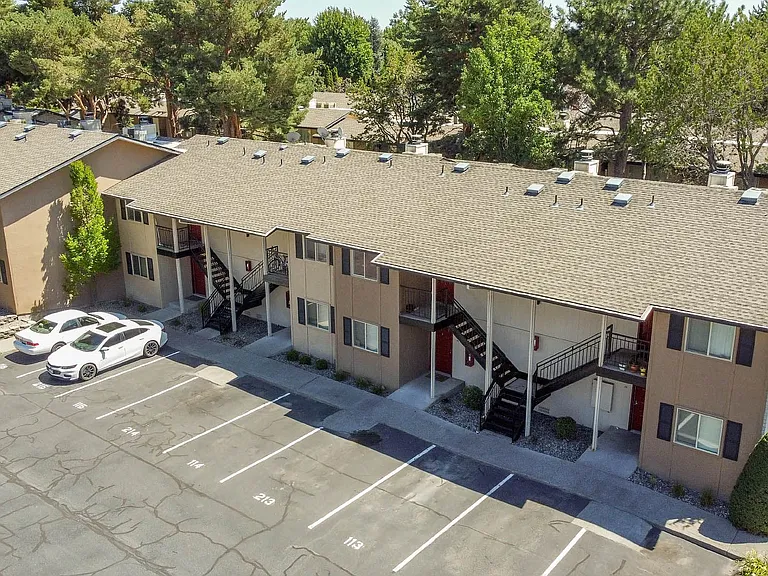 The Illahee Apartments — Photo 33