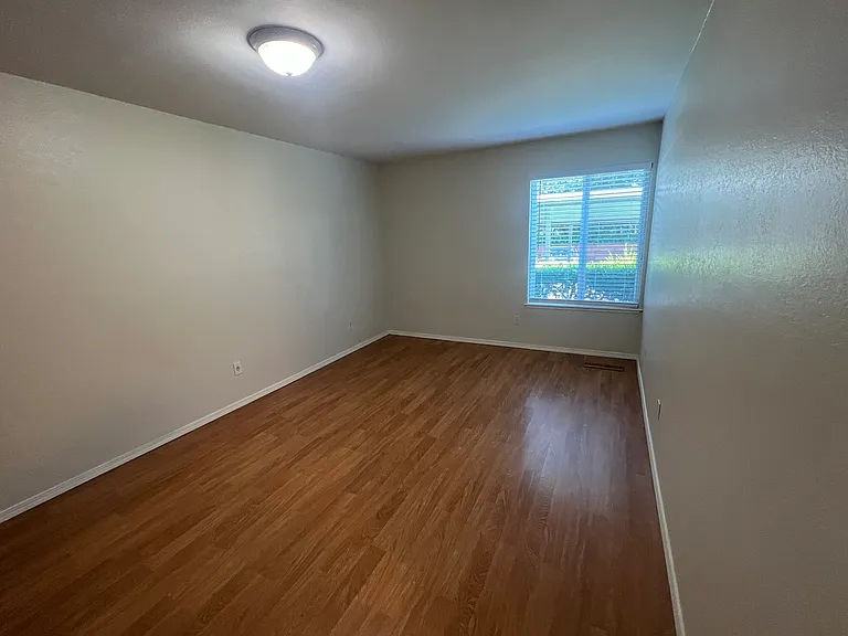 1572 Sunnyvale Ave #25 — Photo 8