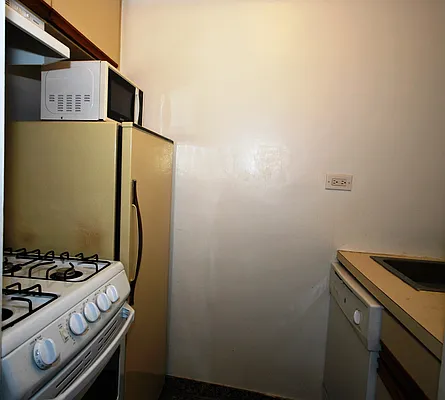 Rented by BSD Realty Worldwide Inc | media 75