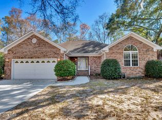 622 Valley Brook Rd, Wilmington, NC 28412