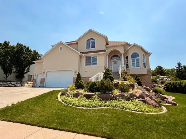 1090 E Fairway Dr, North Salt Lake, UT 84054