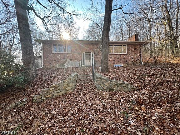 5th image of 19 Quenby Mountain Rd