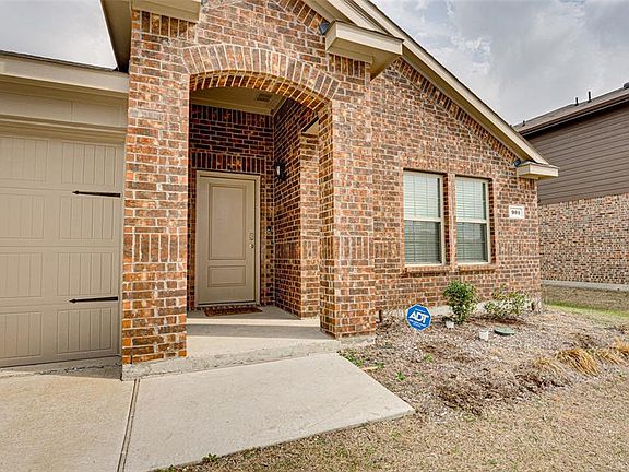 4th image of 901 Saddle Horn Way
