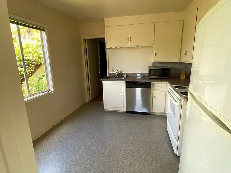 1715 Spruce St #2 — Photo 16