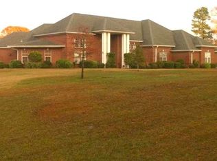 325 Honey Creek Ln, Longview, TX 75605