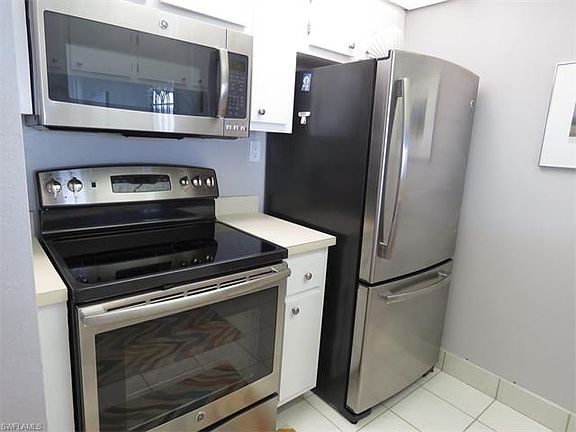 5th image of 1501 Middle Gulf Dr #306C