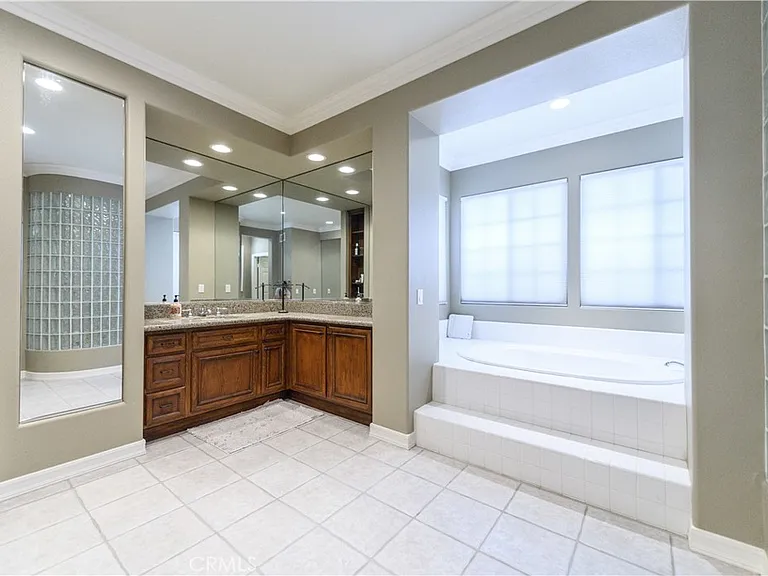 16 Pegasus Dr — Photo 20