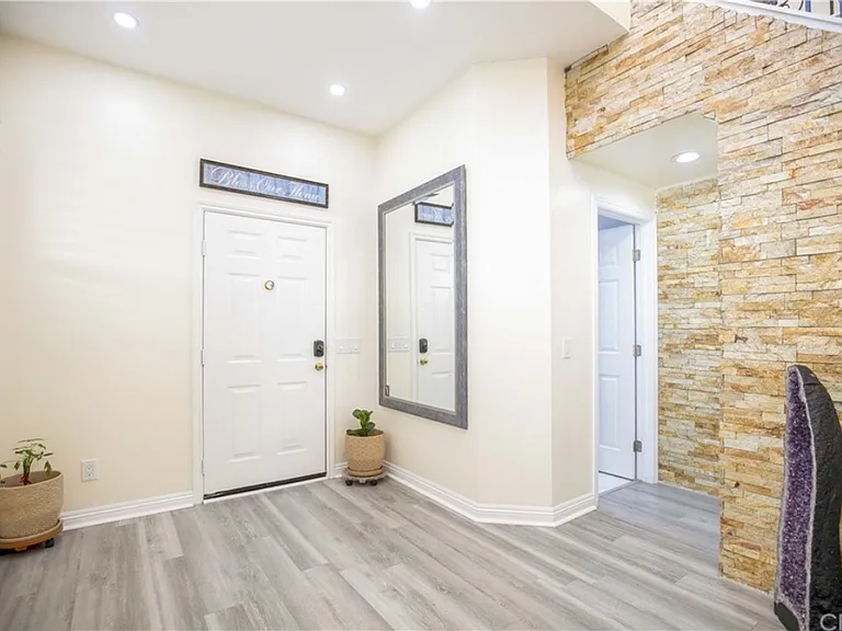 15590 Timberidge Ln — Photo 20