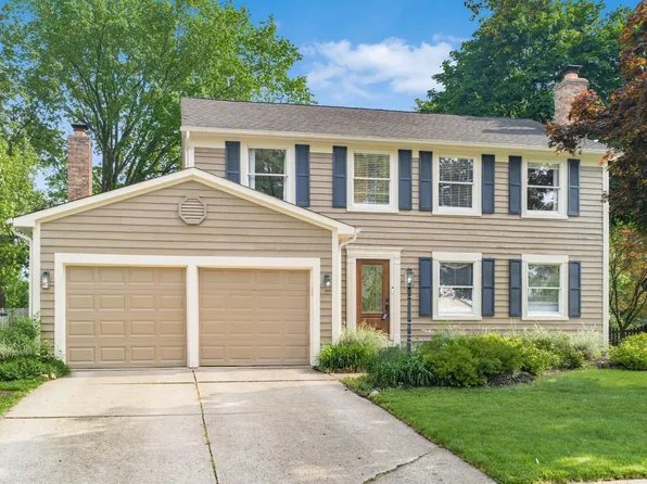 632 Bridgewater Ct, Westerville, OH 43081