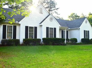 151 Beverly St, Central, SC 29630