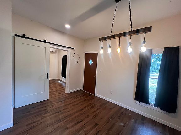 4th image of 623 Carroll Ave