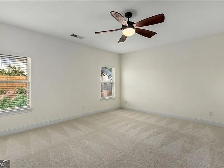 5115 Rialto Way — Photo 27