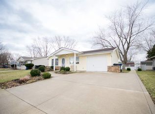 26 Jeffrey Dr, Columbia City, IN 46725