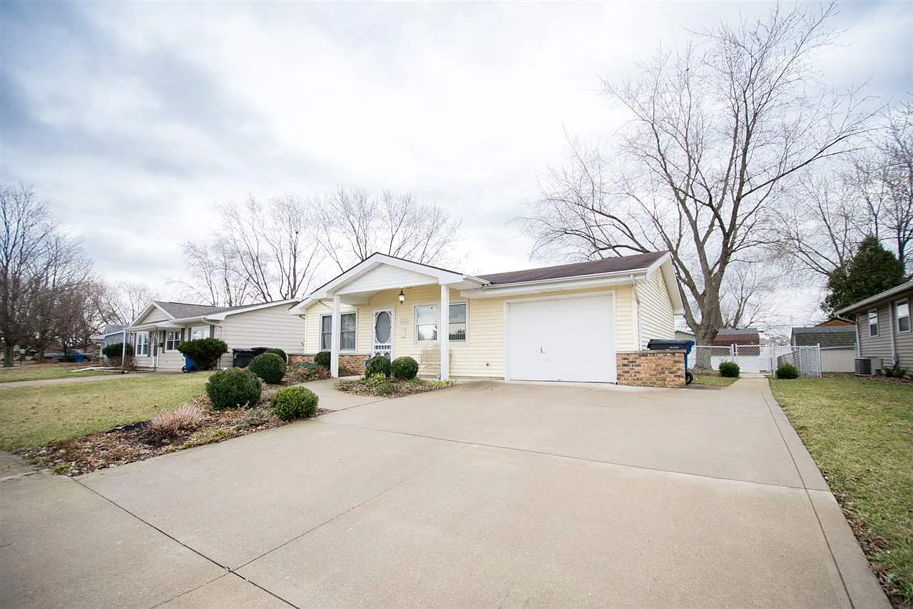 26 Jeffrey Dr photo 1