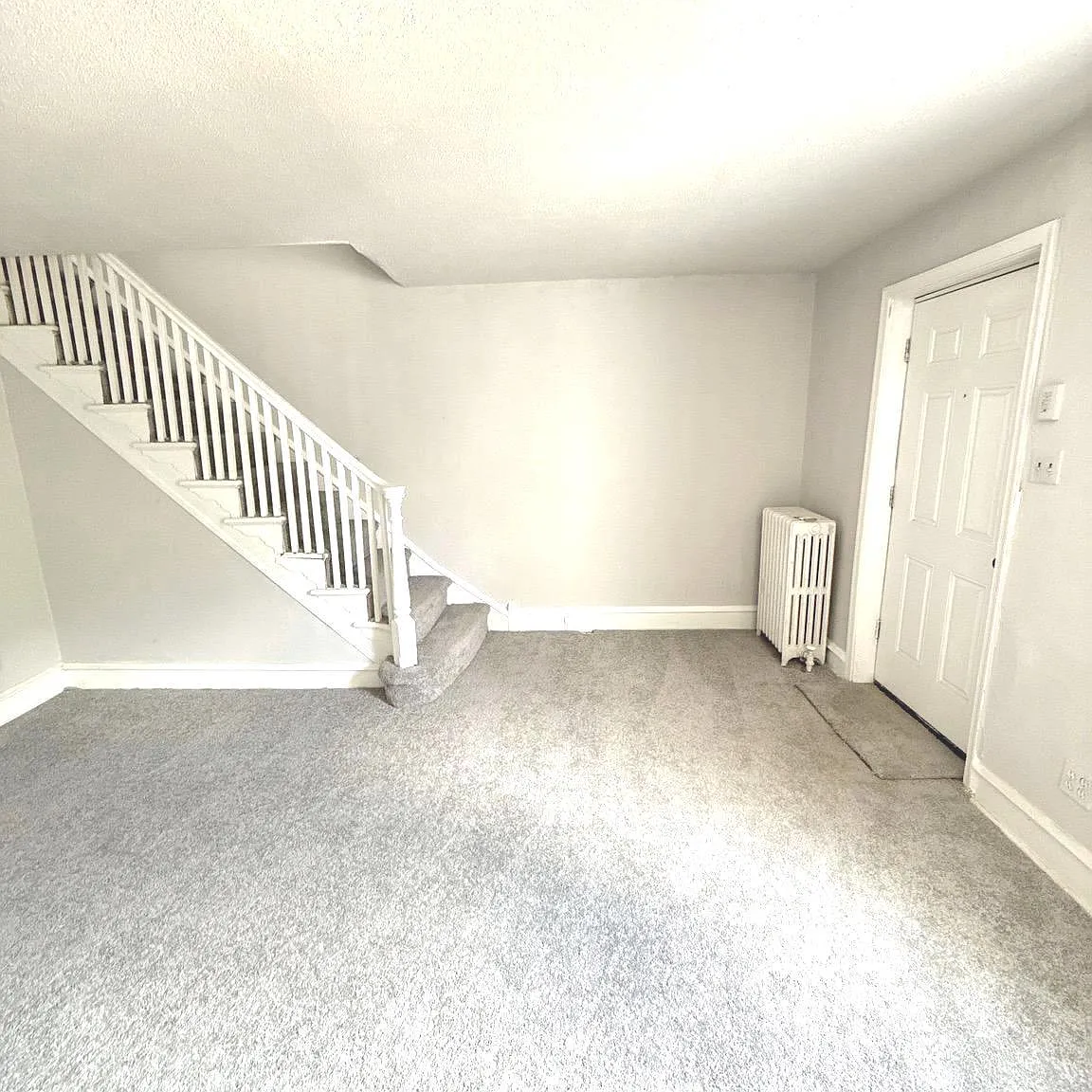 4 bed, 1.5 bath, 1086 sqft, $2,000 — Photo 4