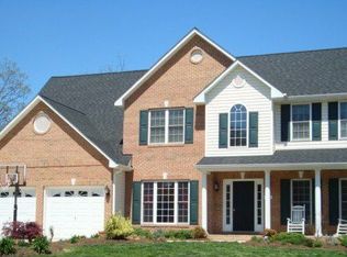 121 Killaney Ct, Winchester, VA 22602