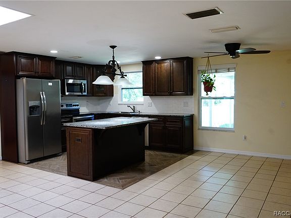 5th image of 10122 N Academy Dr