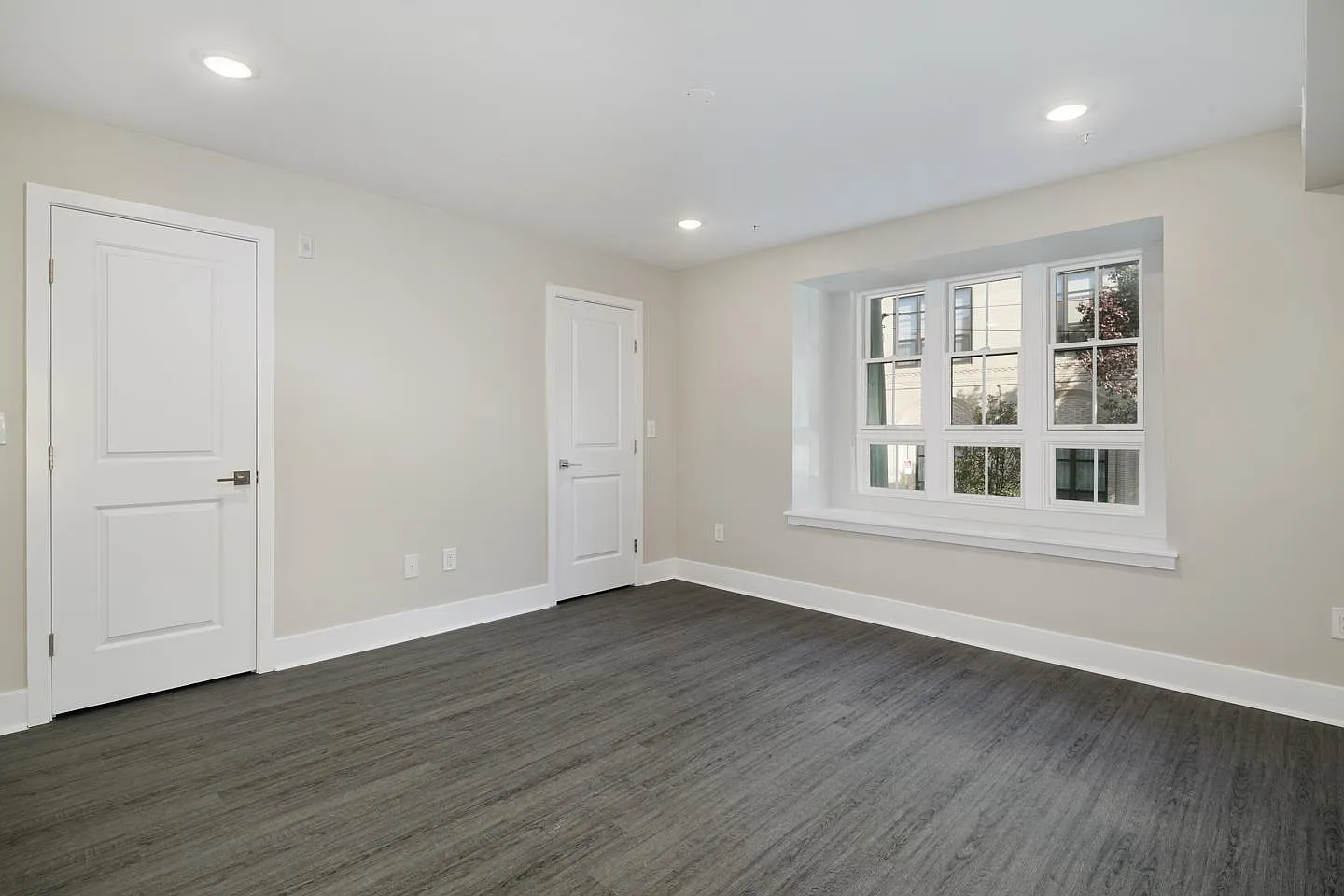 2 bed, 1110 sqft, $2,695 — Photo 3