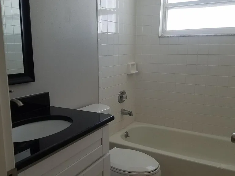 311A S Gomez Ave #A — Photo 15