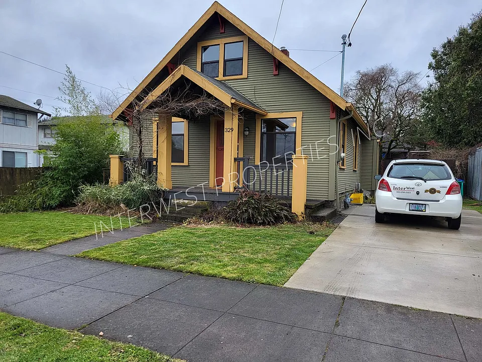 329 SE 79th Ave