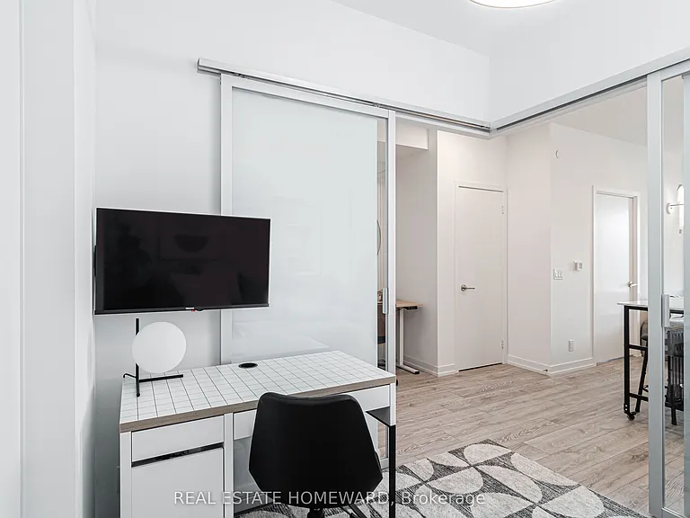 2020 Bathurst St #502 — Photo 22