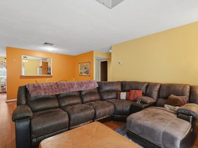 330 Sunderland Rd Unit 7, Worcester, MA, 01604
