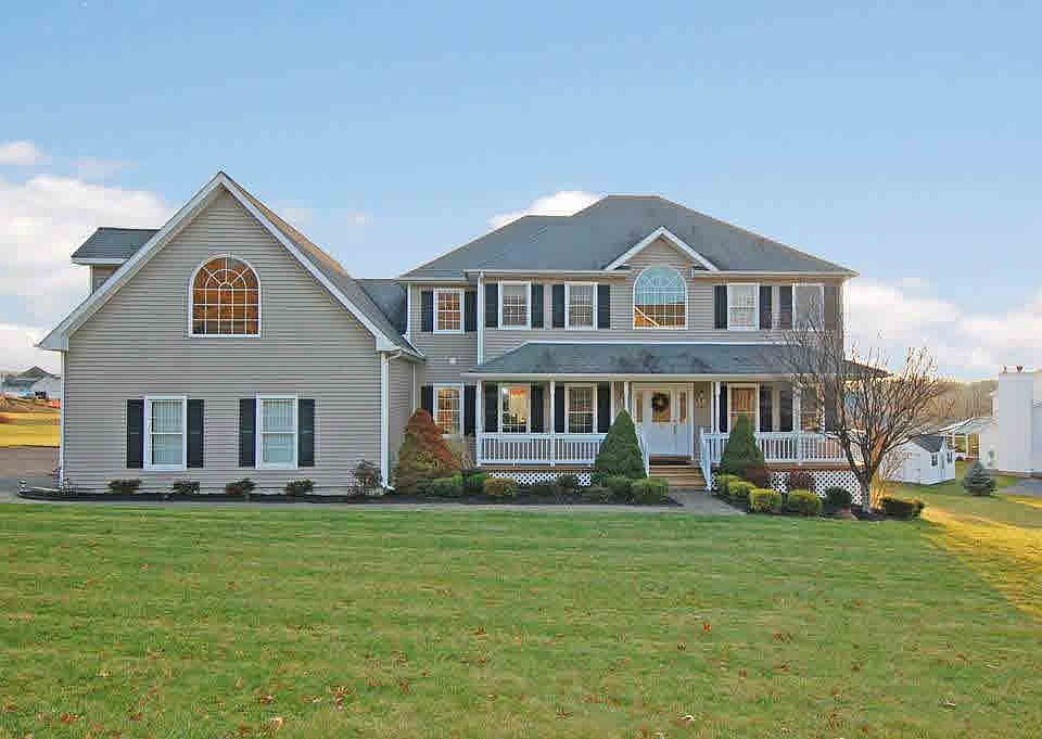 1st image of 26 Rose Ct