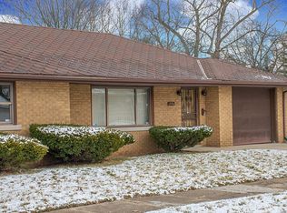 1206 S 30th St, South Bend, IN 46615
