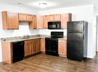 203 Mary High Dr, Wellford, SC 29385