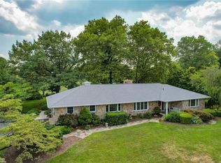 4400 Fairway Dr, Easton, PA 18045