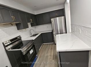 13 Prince Cres, Brampton, ON L7A 2C8