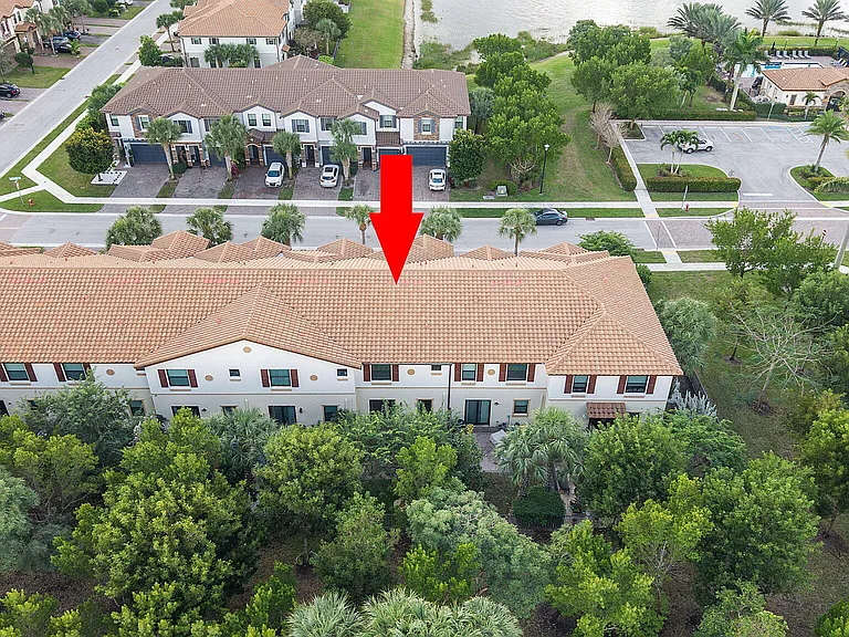 12756 Anthorne Ln — Photo 39