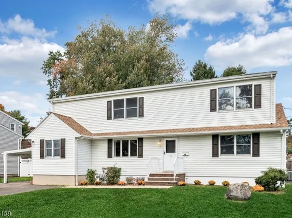 11 Grove St, Waldwick Boro, NJ 07463