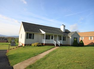 44 Windmill Ln, Stuarts Draft, VA
