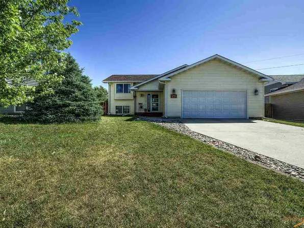 2602 Shad St, Rapid City, SD 57703