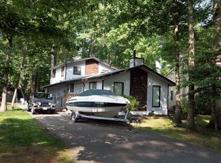 61 Falcon Bridge Rd, Ocean Pines, MD 21811