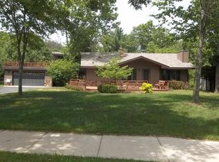 555 E, Lake Delton, WI 53940