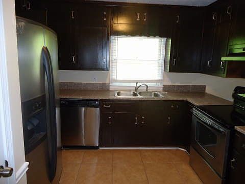 3rd image of 4771 Kensington Ln SE