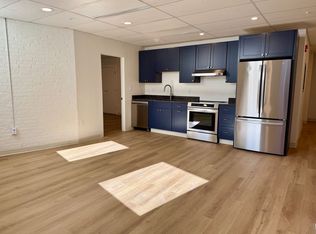 9 Park St #102, Bath, ME 04530