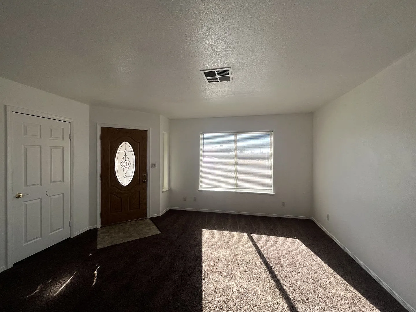 COR21412 — Photo 3
